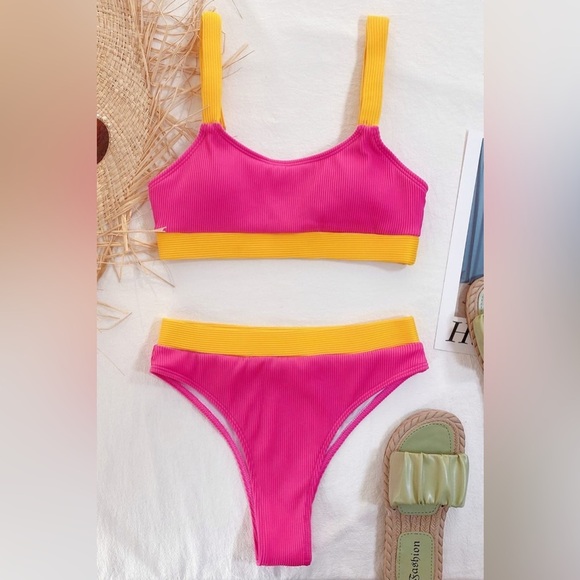 Color Block Scoop Neck Bikini Set - Picture 7 of 12